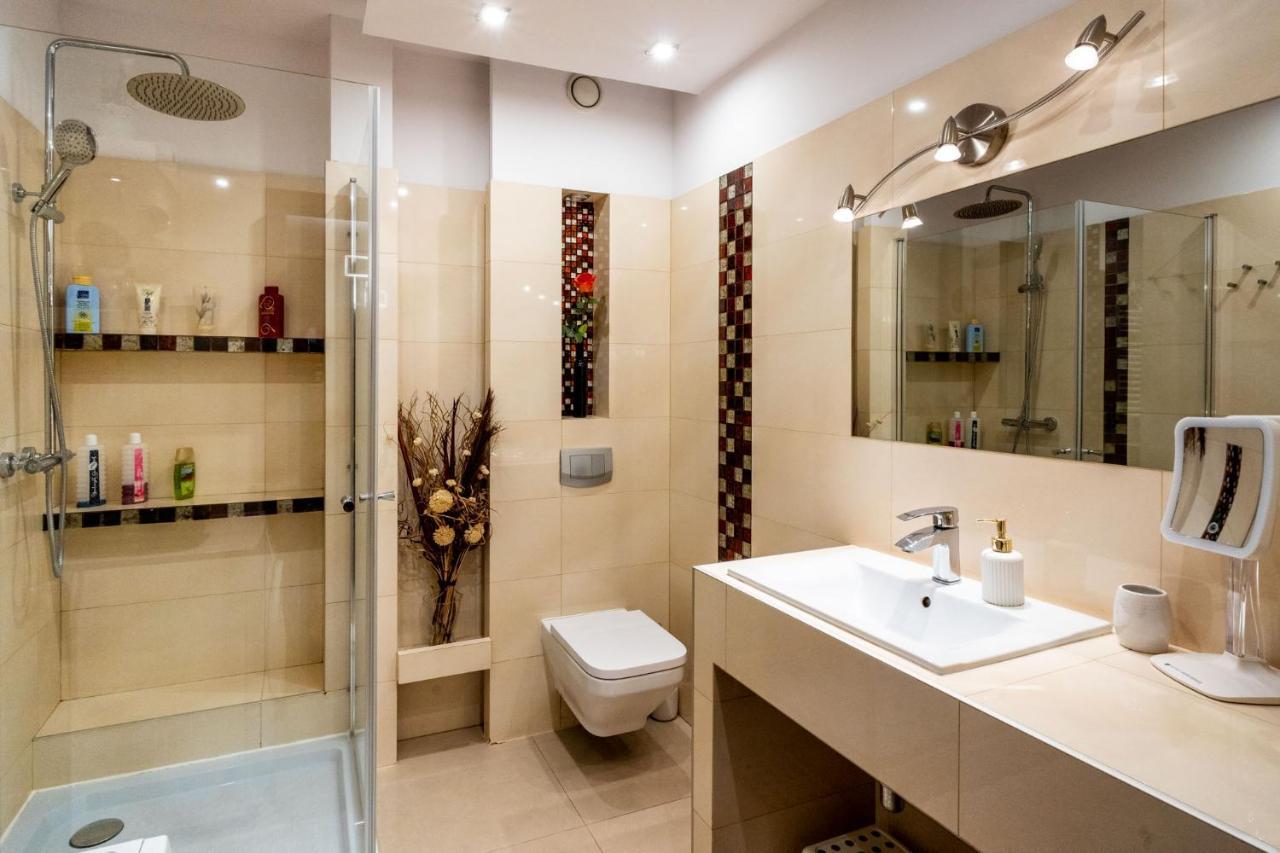 Torre Verona Apartment - 70M2, Terrace, Garage Краков Экстерьер фото