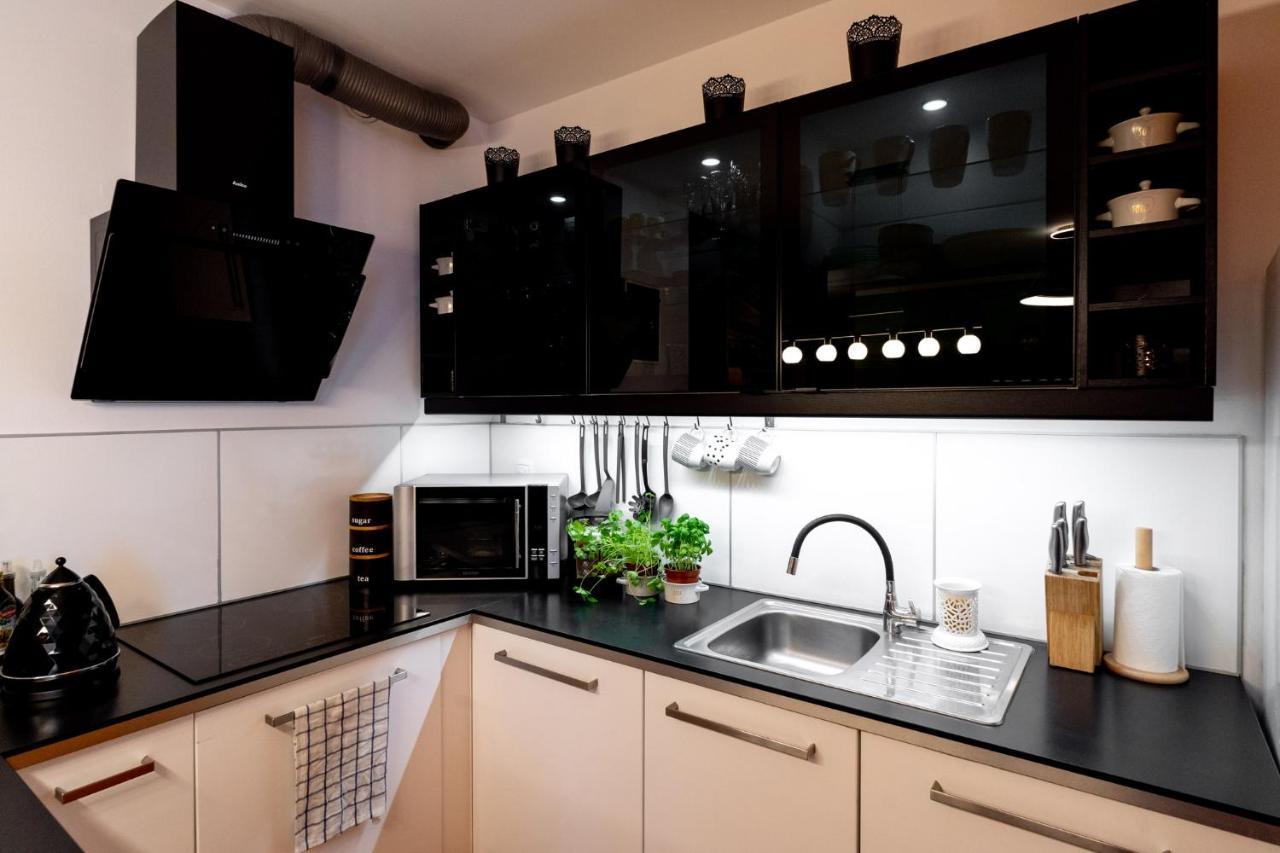 Torre Verona Apartment - 70M2, Terrace, Garage Краков Экстерьер фото